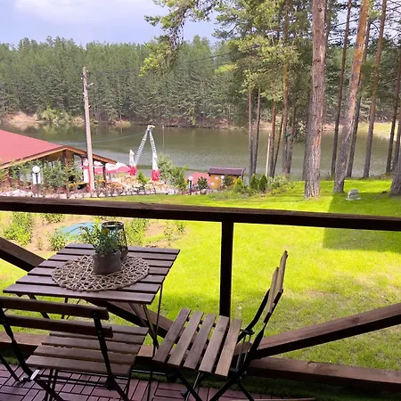 Campingplatz Къмпинг Alino Lake