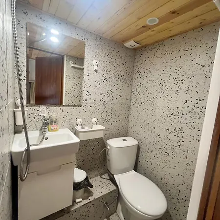 Къмпинг Alino Lake *