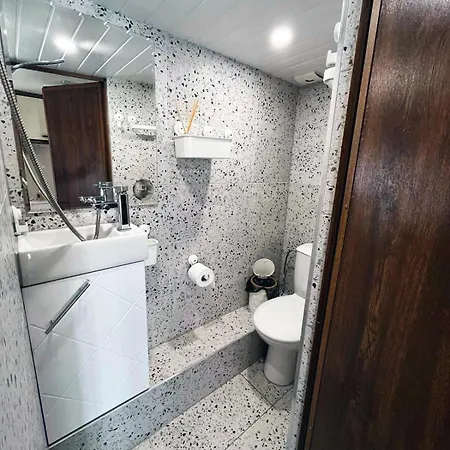 キャンプ場 Къмпинг Alino Lake Alino