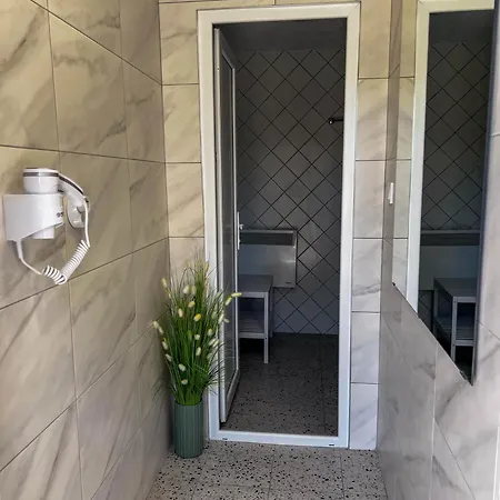 Къмпинг Alino Lake *