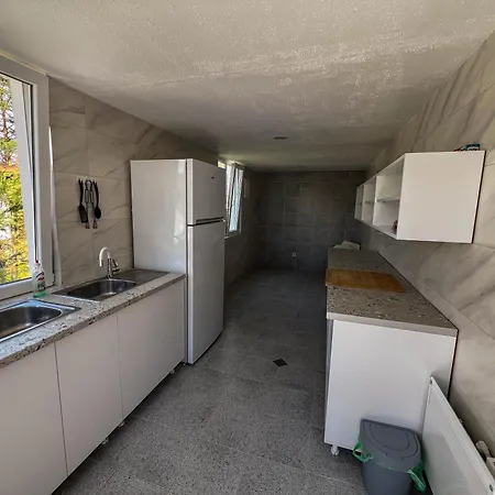 キャンプ場 Къмпинг Alino Lake *