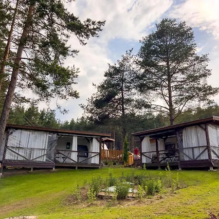 Къмпинг Alino Lake キャンプ場 Alino