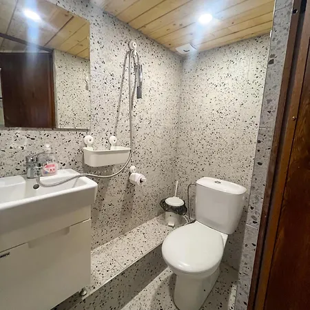 キャンプ場 Къмпинг Alino Lake *