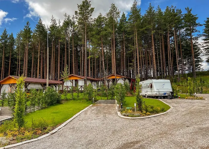 Къмпинг Alino Lake Kemp Alino