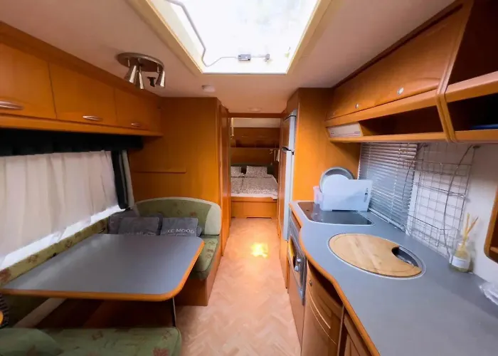 Kemp Къмпинг Alino Lake