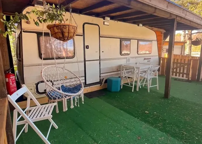 Къмпинг Alino Lake Kemp Alino