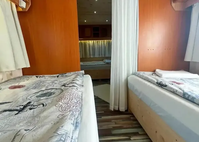 Къмпинг Alino Lake