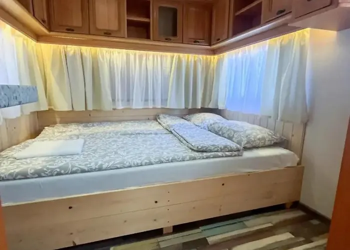 Къмпинг Alino Lake Kemp