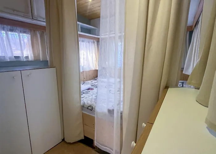 Къмпинг Alino Lake Kemp