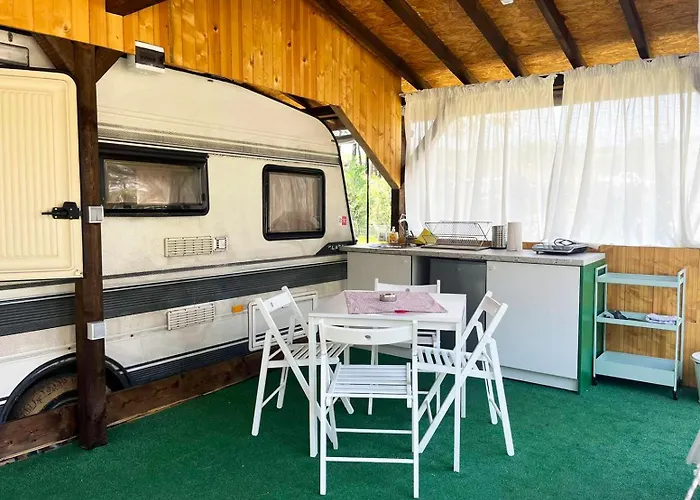 Къмпинг Alino Lake