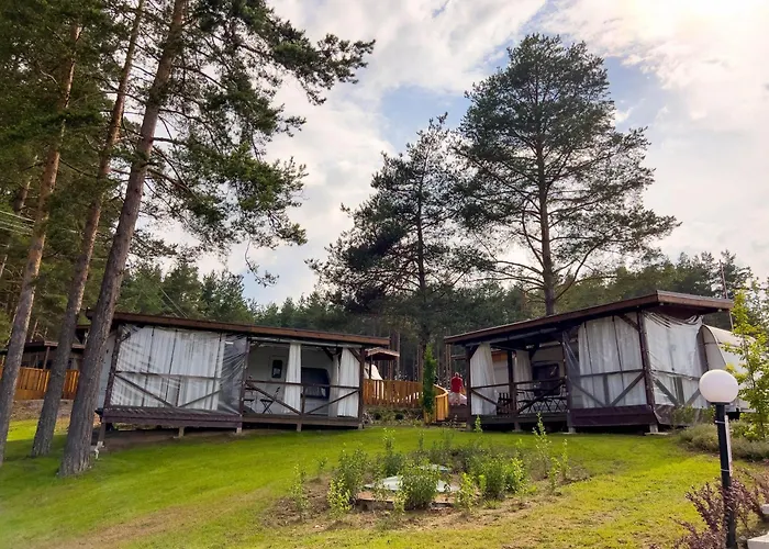 Къмпинг Alino Lake Kemp Alino