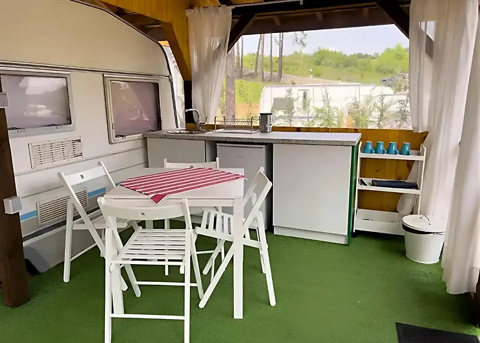 Къмпинг Alino Lake Kemp Alino